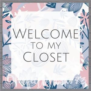 Come and check out my closet. Items just added. 👜💍👠